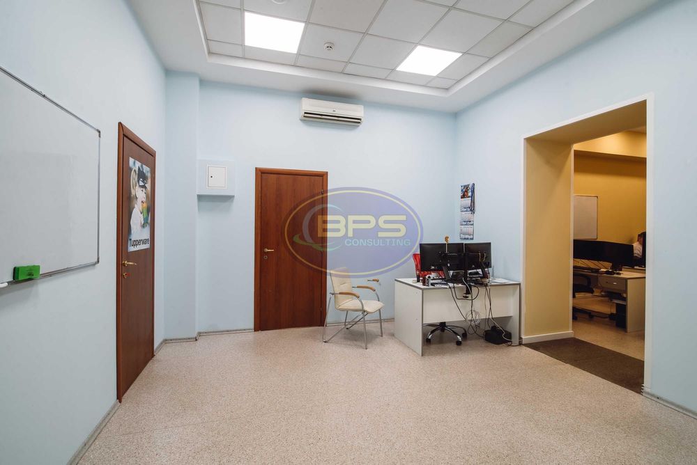Здам приміщення 375 кв.м. Центр.