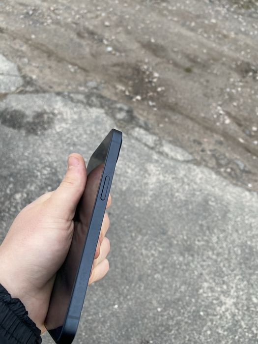 Продам айфон 13/128гб