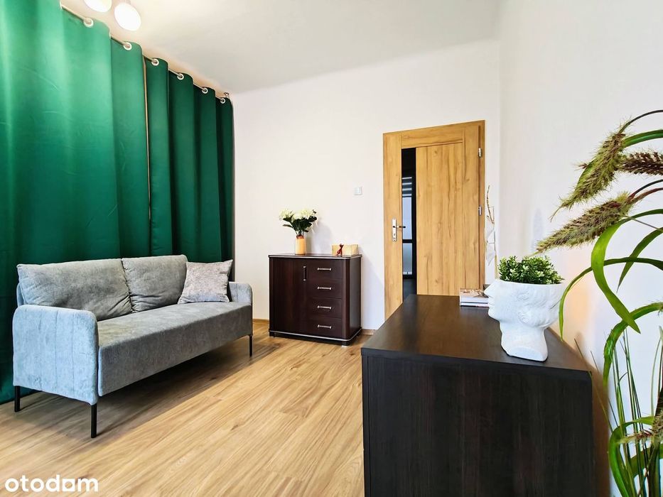 Kawalerka z wydzieloną sypialnią blisko Miasteczka Akademickiego