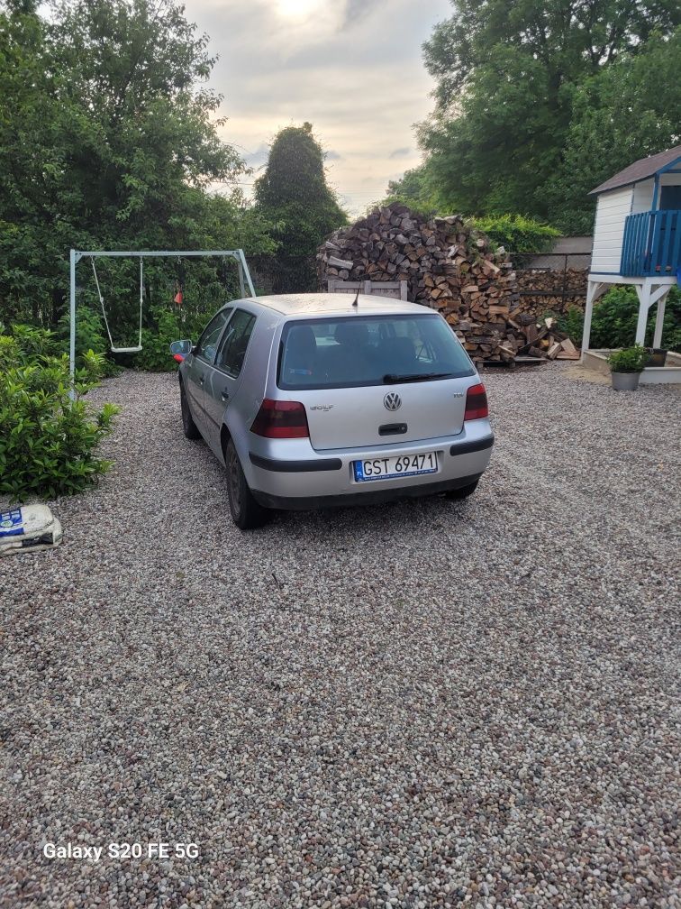Volkswagen Golf 4