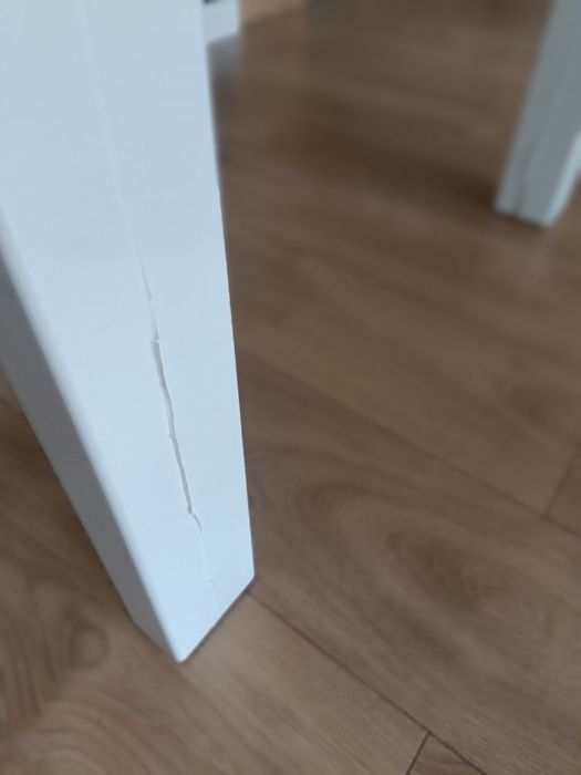 Stół biały okrągły rozkładany