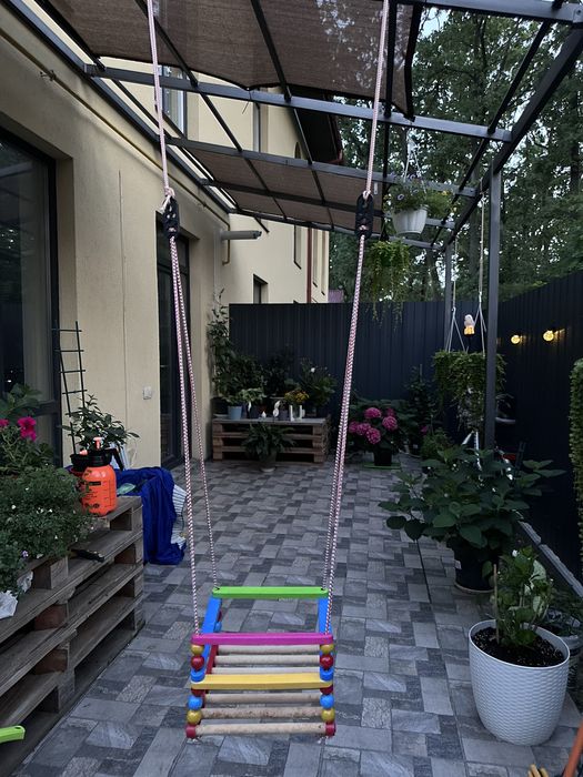 Дитяча гойдалка нова