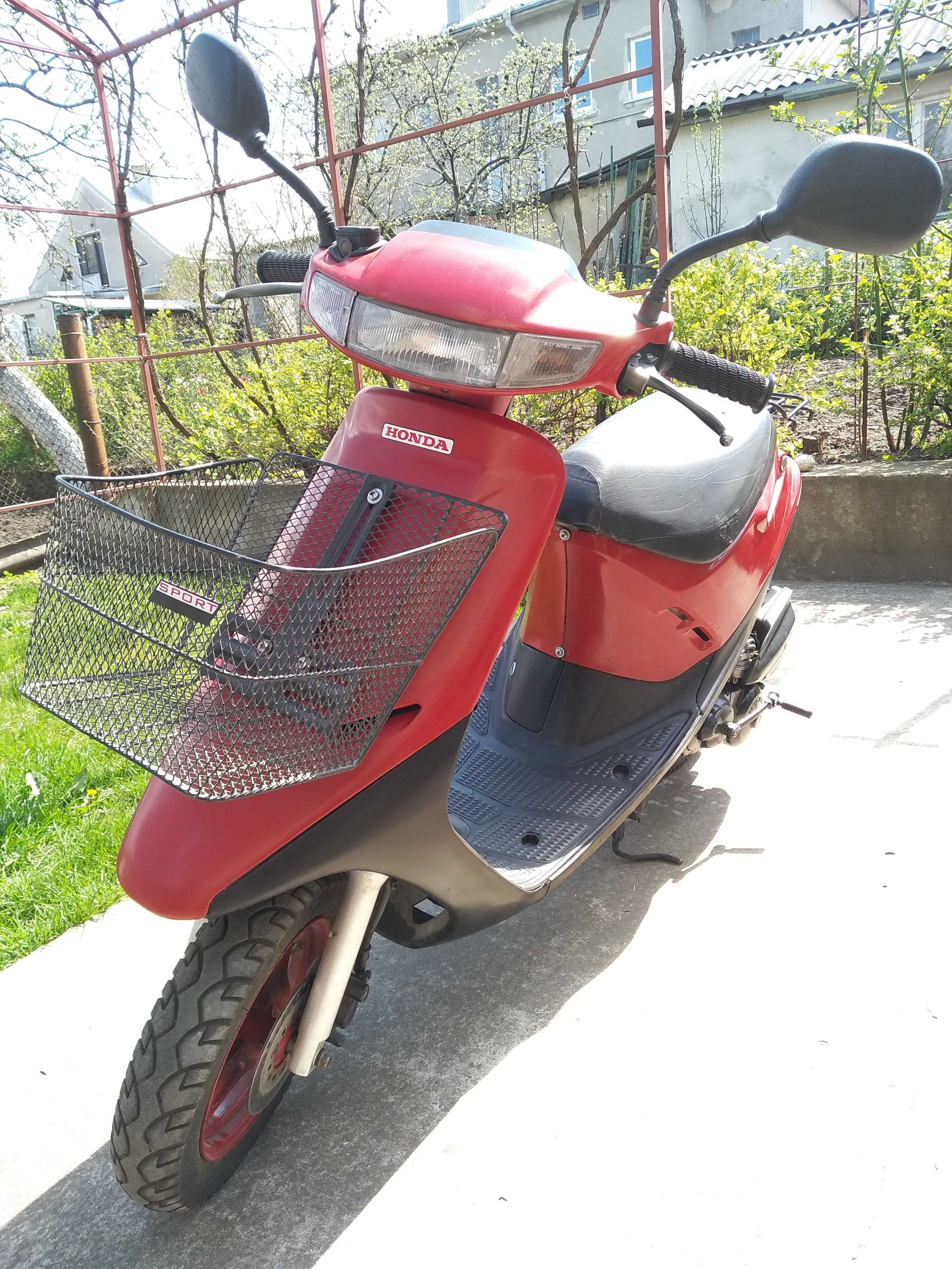 Продам Honda Dio AF 18 з номером