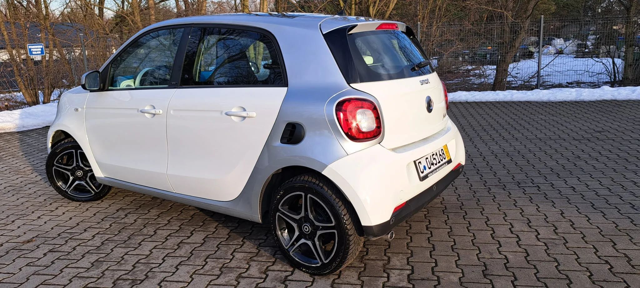 Smart Forfour Totalna Petarda Brabus style