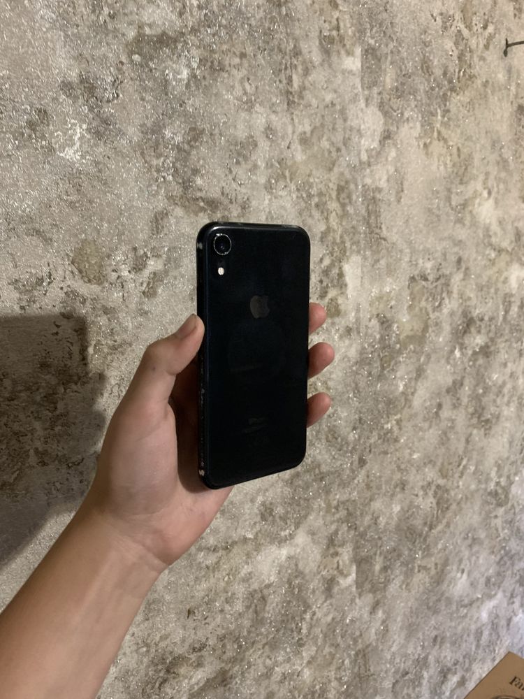 Apple iPhone XR