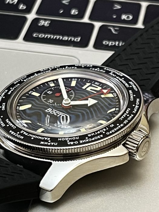 Мужские Наручные часы Восток Амфибия 13003В абсолютно новые