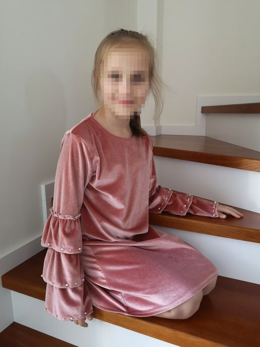 Sukienka świąteczna welurowa hiszpanka dziewczęca r.140