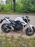 Suzuki gsr 750 Salon Polska