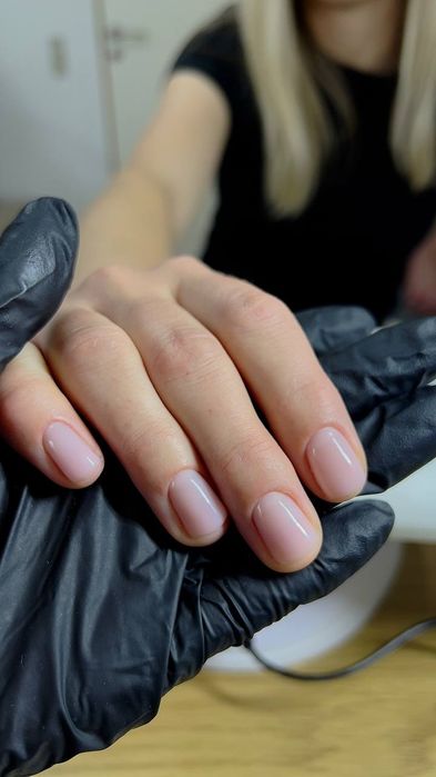 Манікюр, центр міста