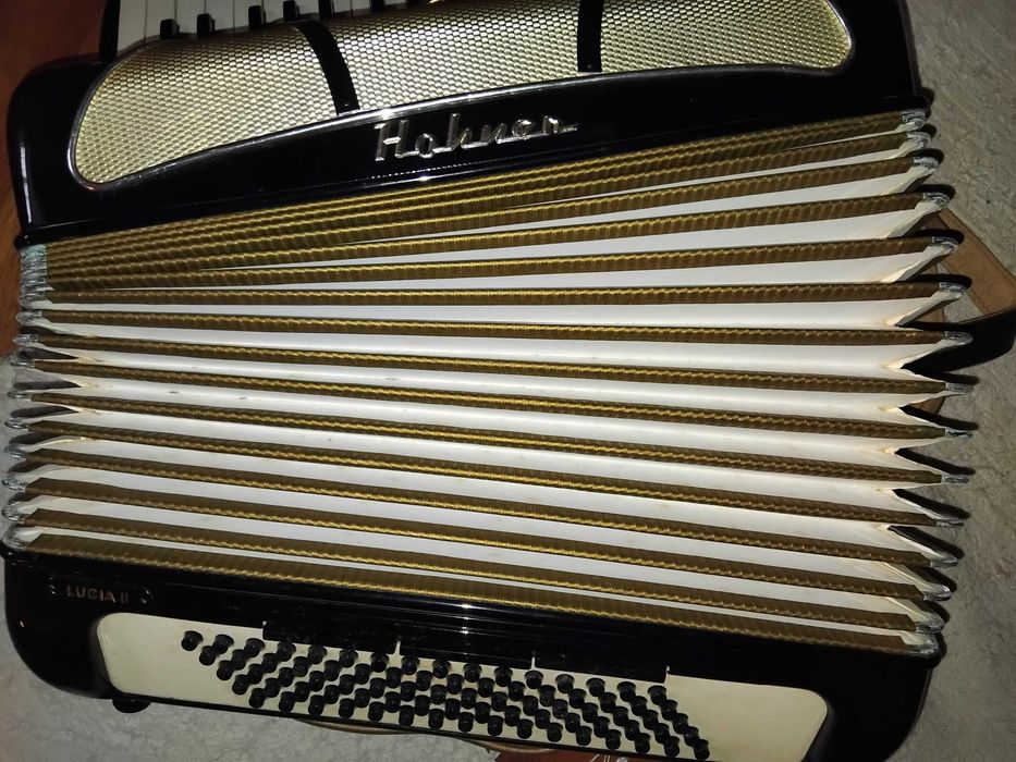Acordeão Hohner Lucia 2