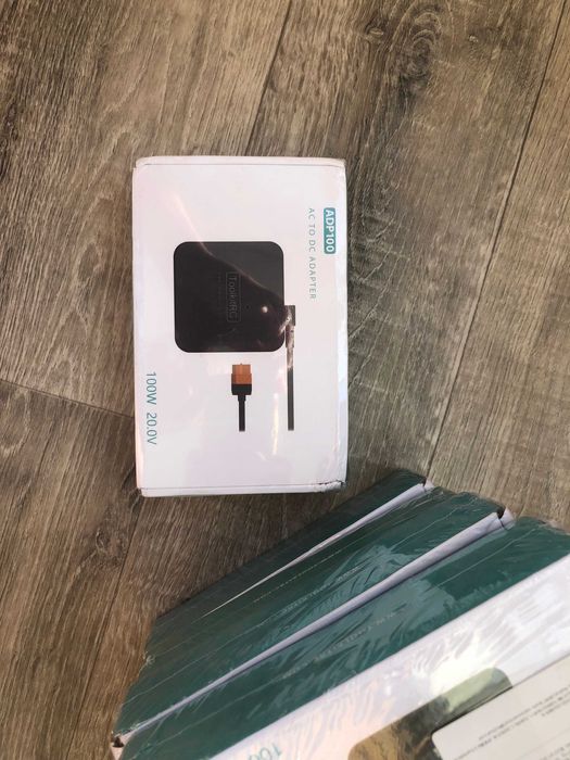 ToolkitRC ADP100 компактний блок живлення для зарядок для дронів