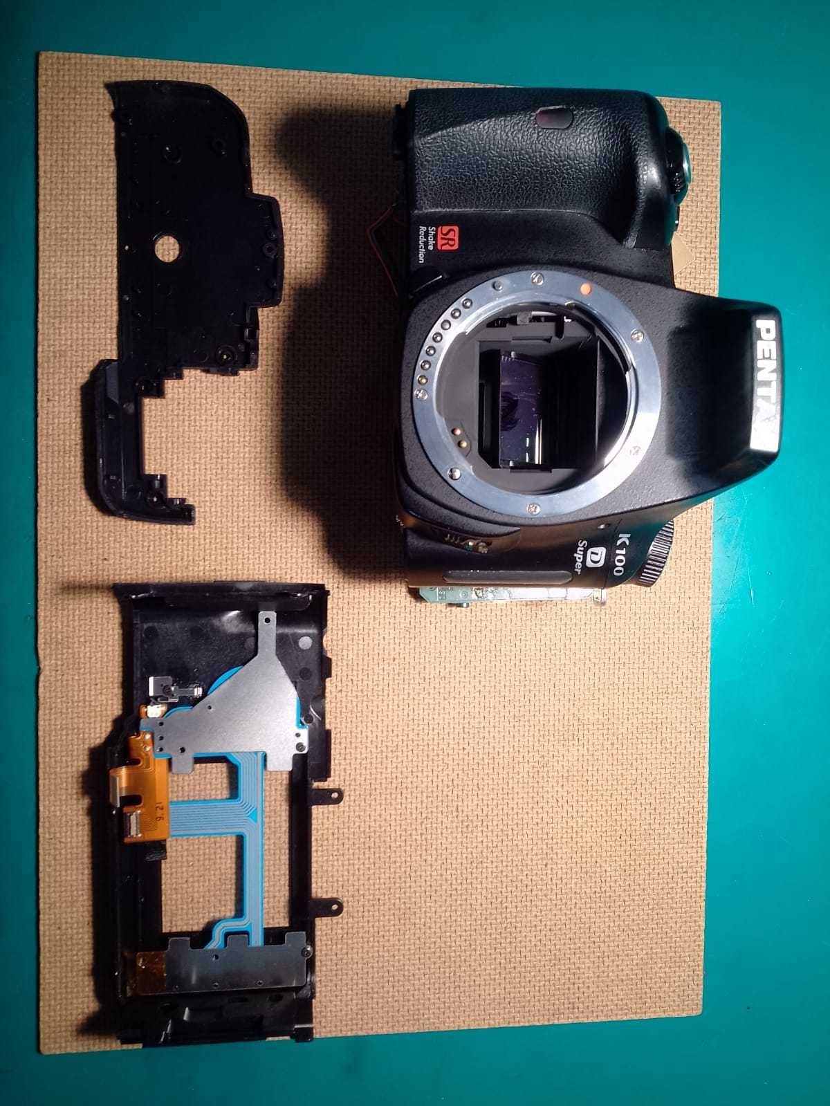 PENTAX K-100D /// Wiele części
