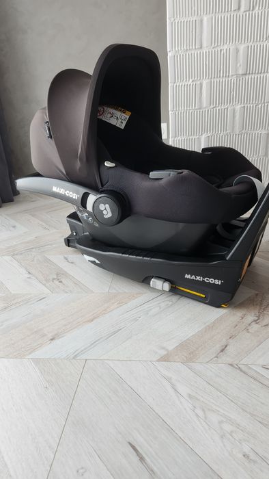 Автокресло  с базой, автолюлька