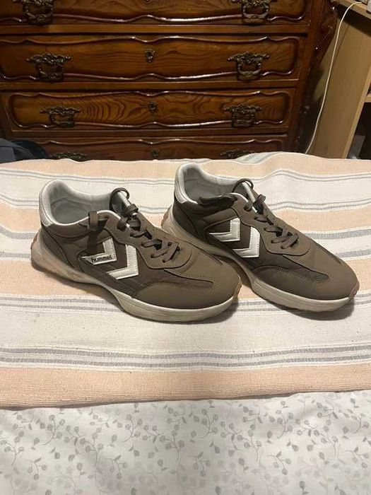 Sapatilhas Hummel 42