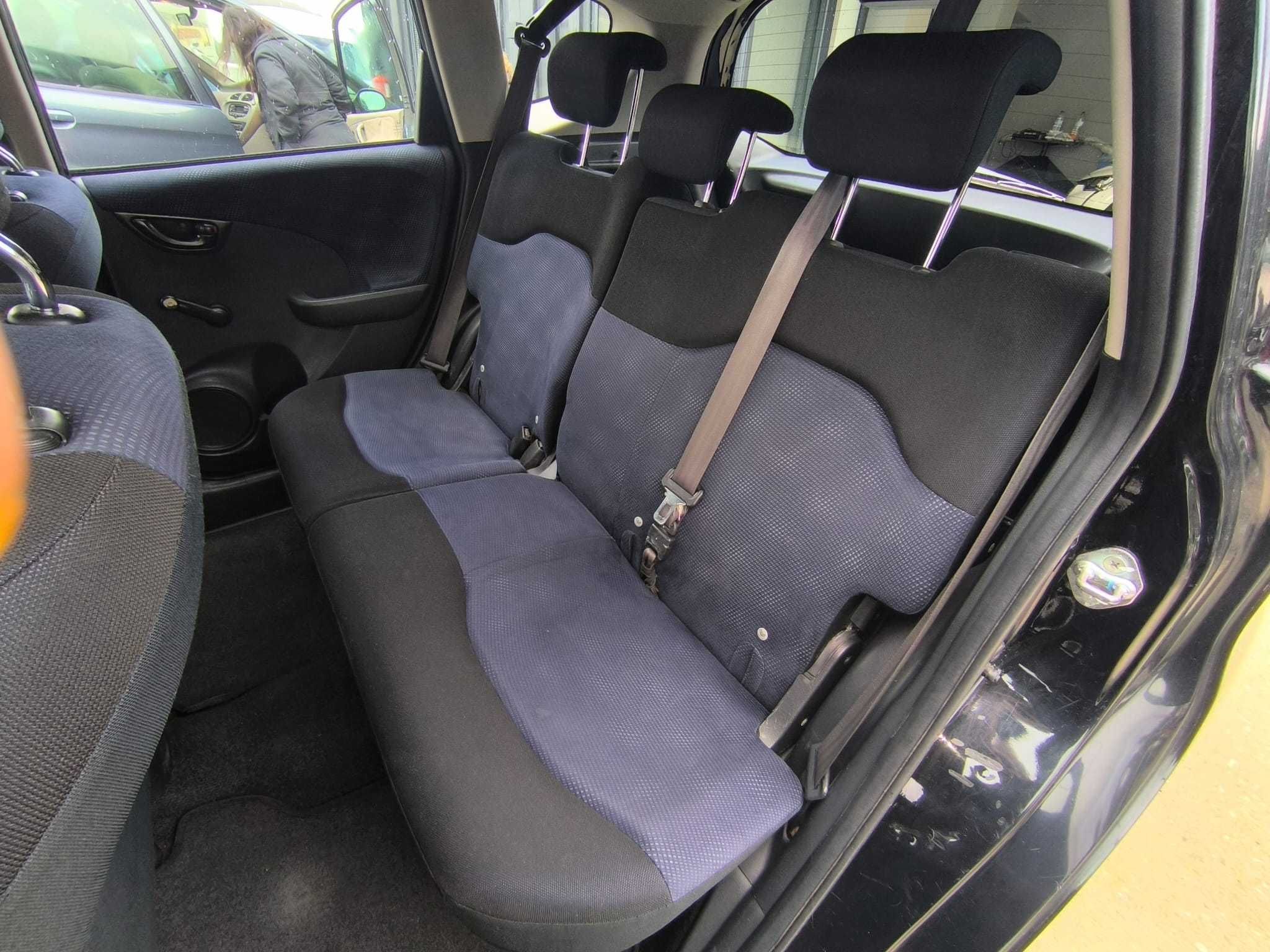 Honda Jazz i-VTEC Easy AC - 2013