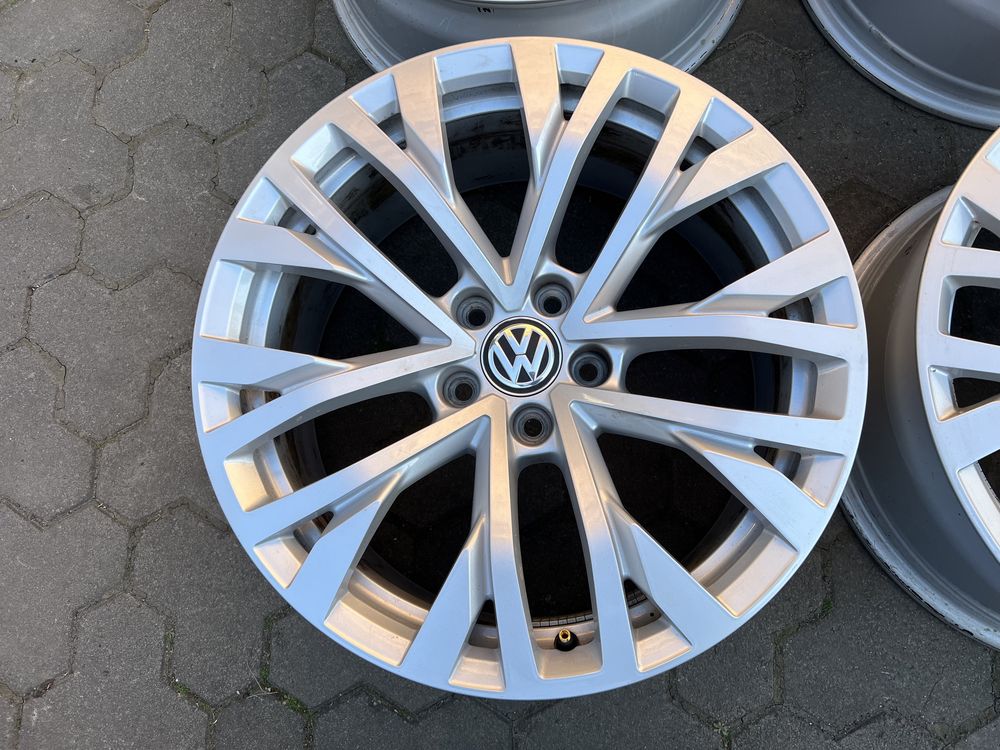 Диски VW Touareg III R18 5*112