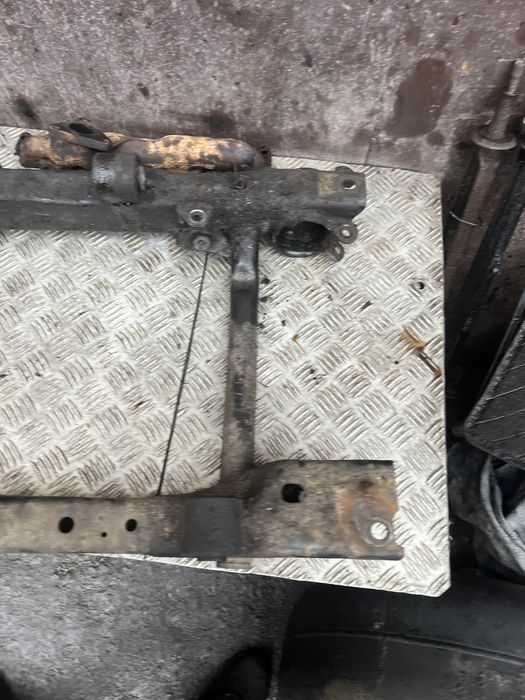 Балка передняя Mercedes ml w163 год 02 мерседес мл 163