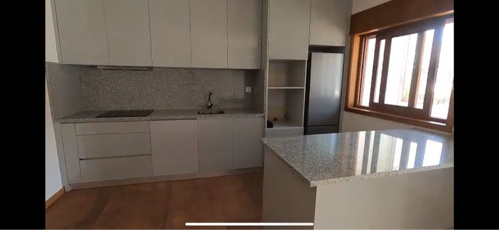 Apartamento T2 para Arrendamento – Centro da Cidade