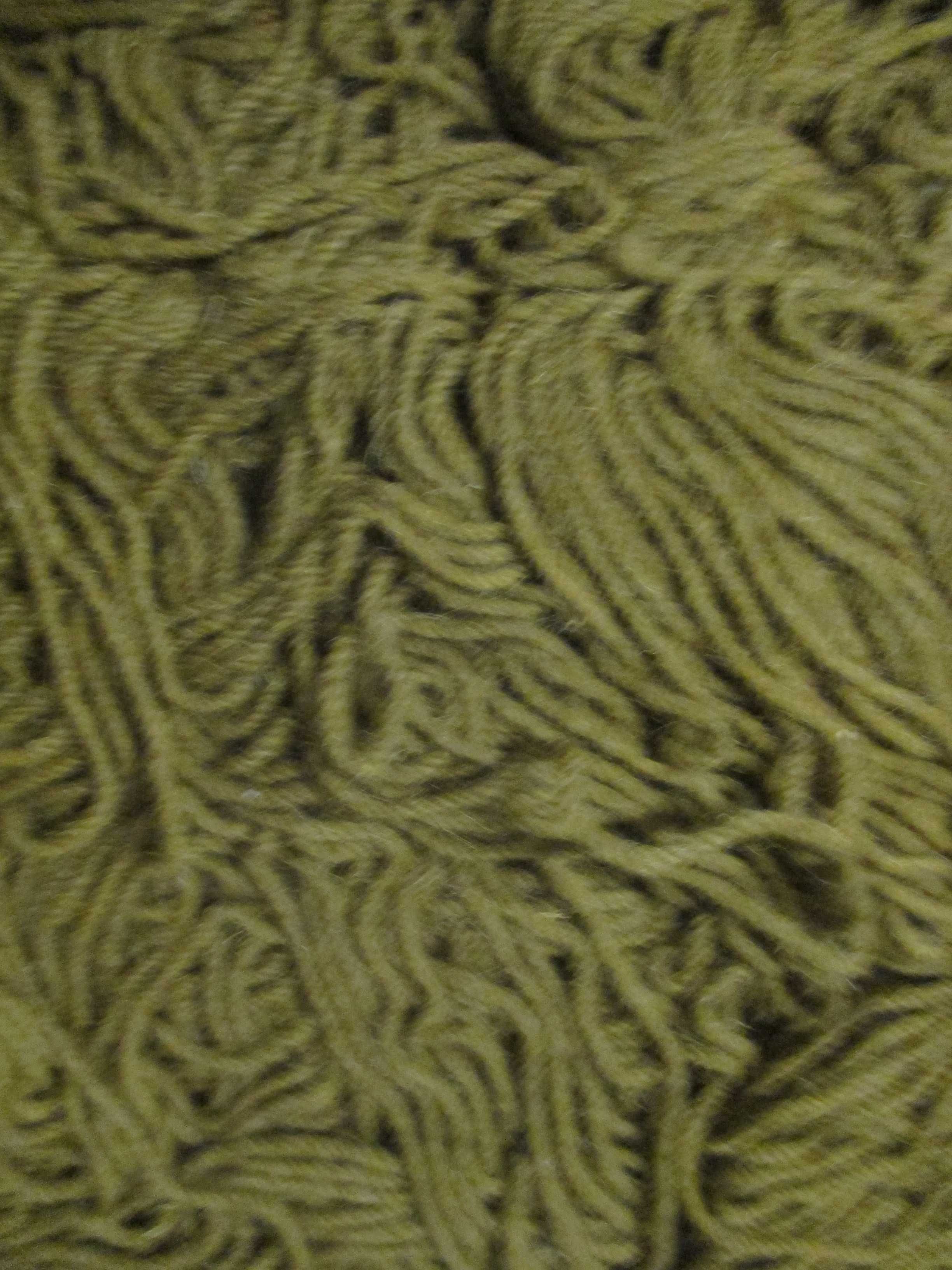Lãs para fazer tapetes de arraiolos