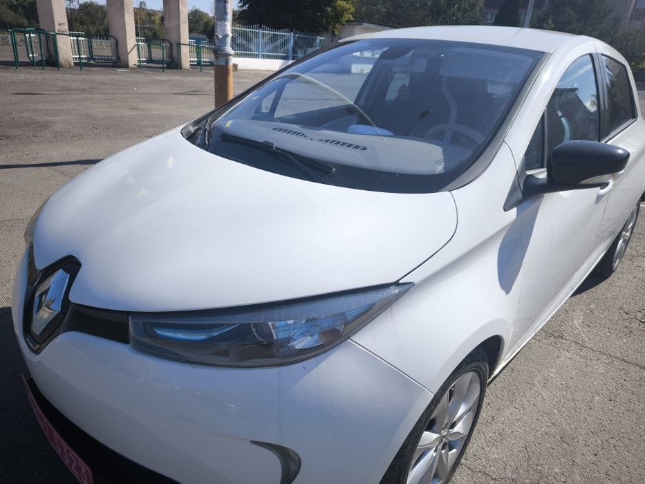 RENAULT Zoe 2013