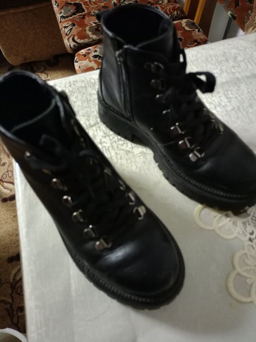 Черевики для дівчинки