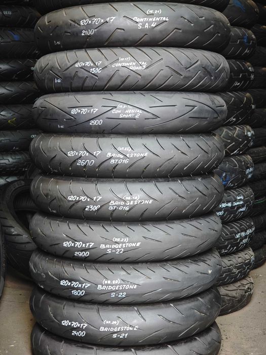 Мото шина резина спорт 120/60 70 R17 передня з Німеччини