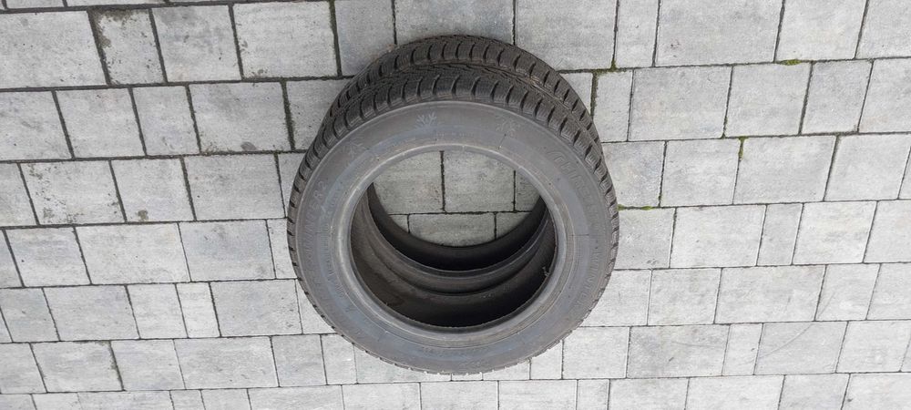 Opony zimowe 145/70R13 szt 2