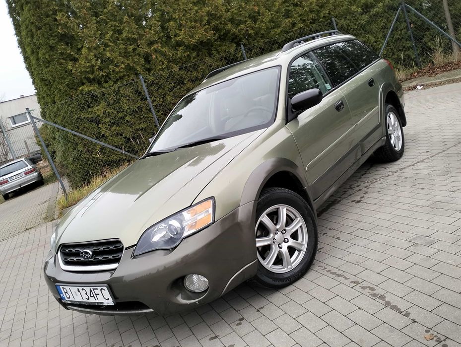 ładne Subary Legacy 2,5 benzyna z gazem polecam