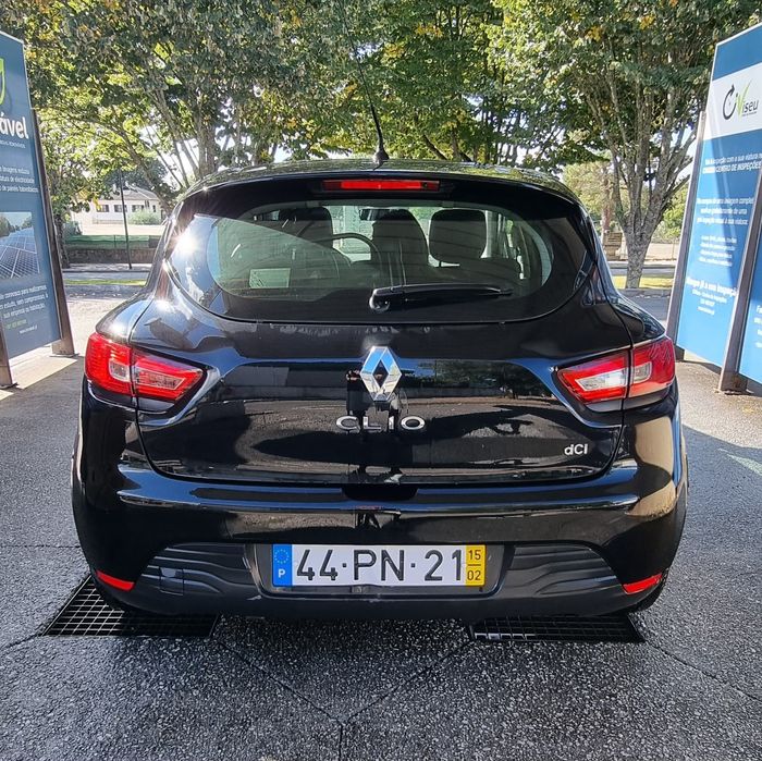 Vendo - Renault Clio 1.5 dCi 90cv | 2015 | Usado bom estado