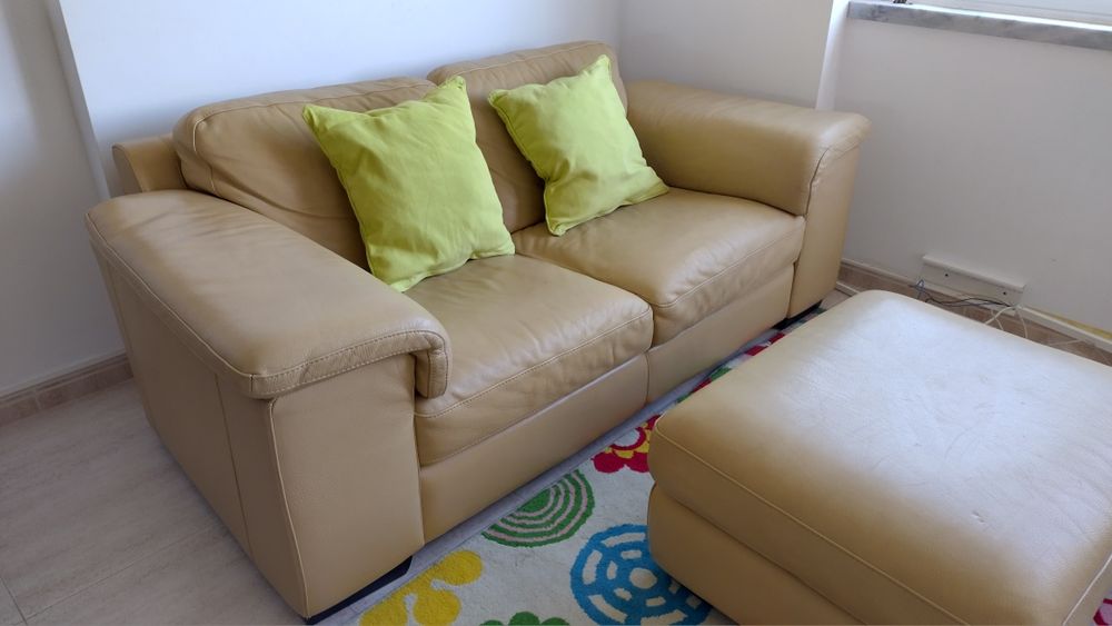 Sofá em pele genuína, da Divani & Divani