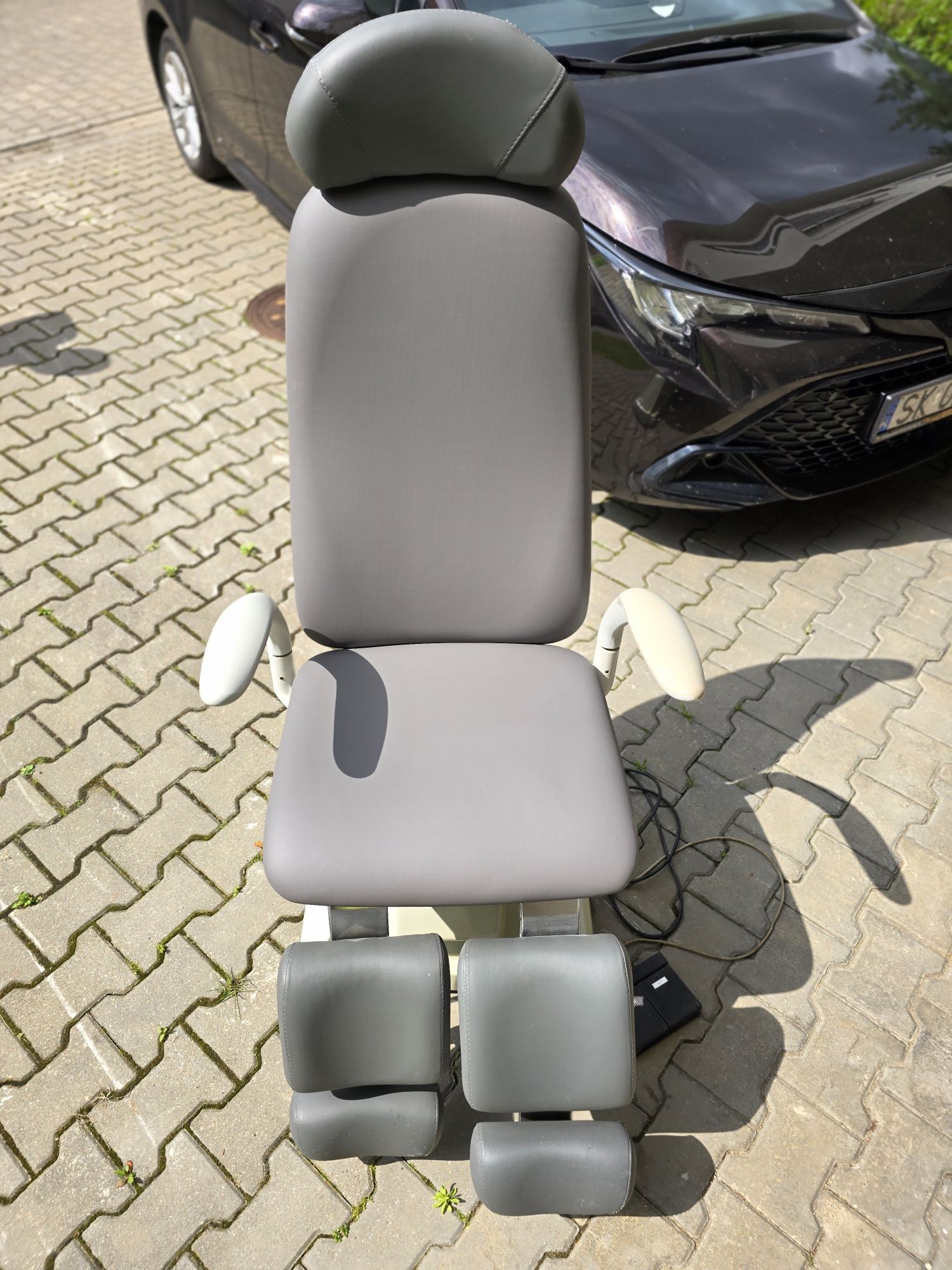 Fotel do pedicure obrotowy