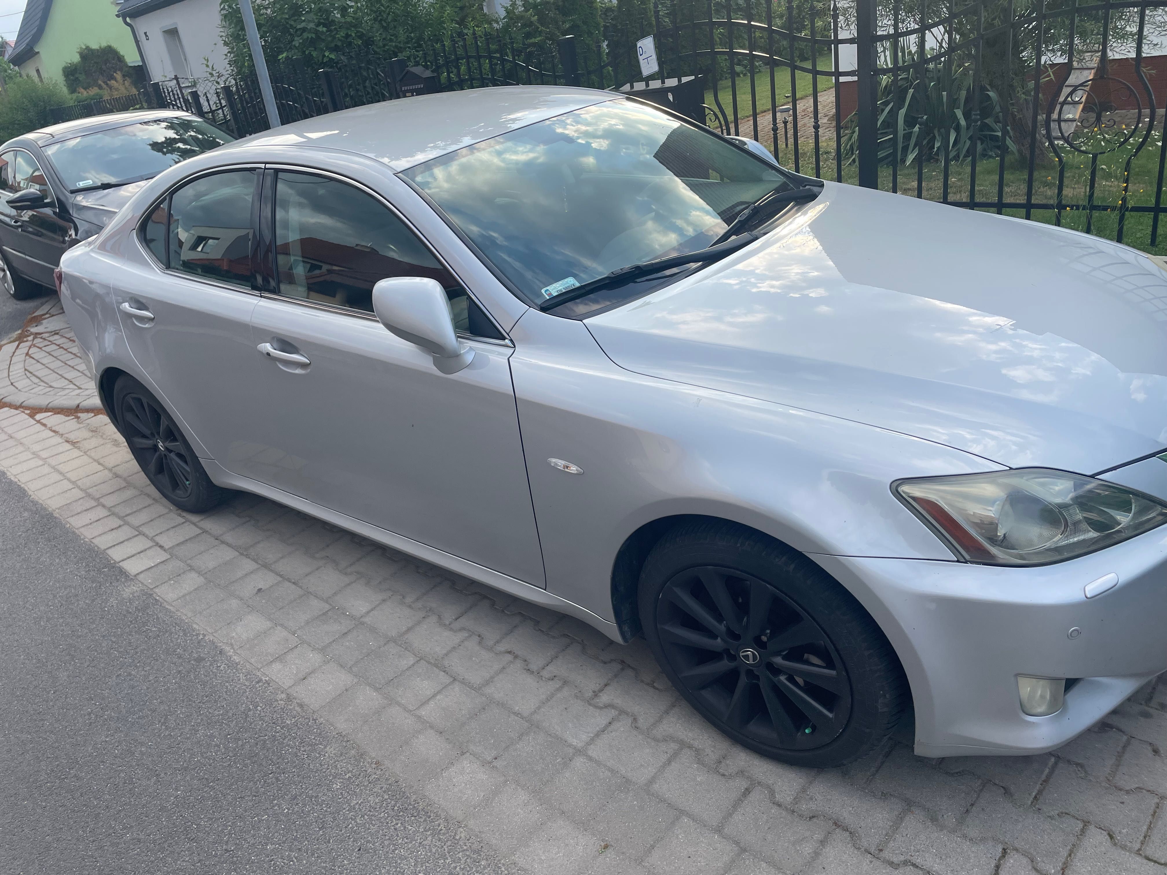 Lexus IS 250 • 2006 • Benzyna • Automat