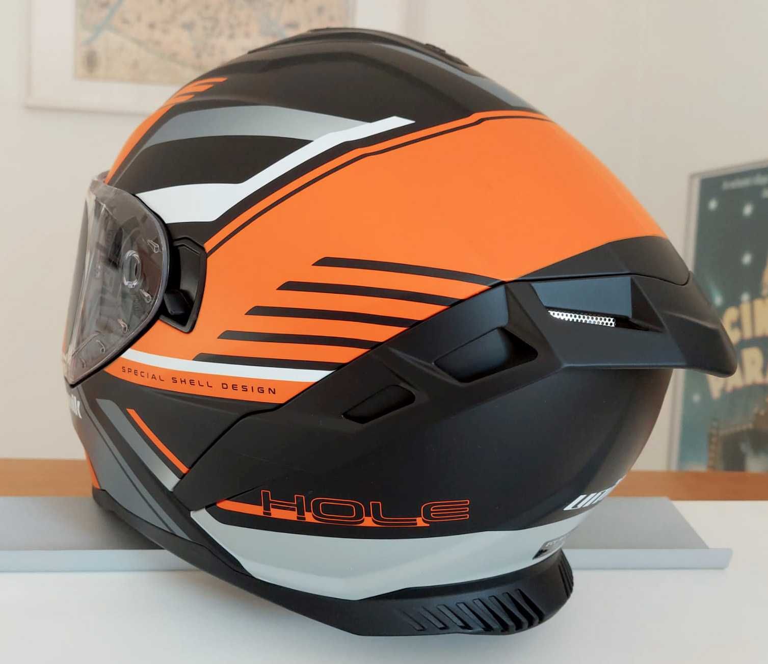UNIK Capacete Integral - modelo Hole (100% novo!)