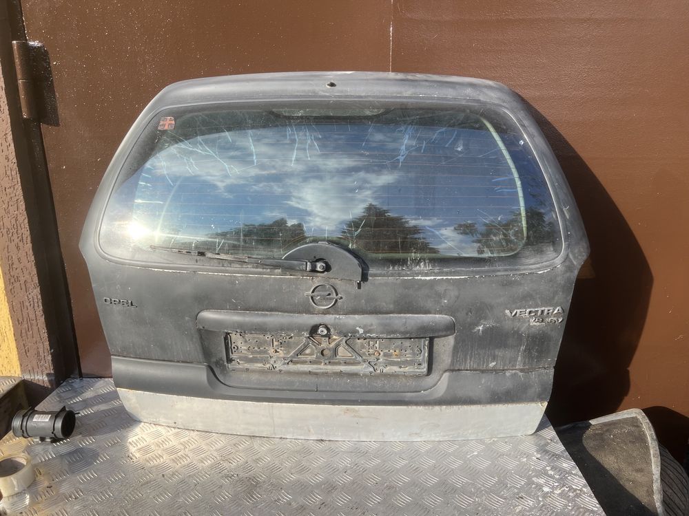 Ляда крышка багажника опель вектра б opel vectra b