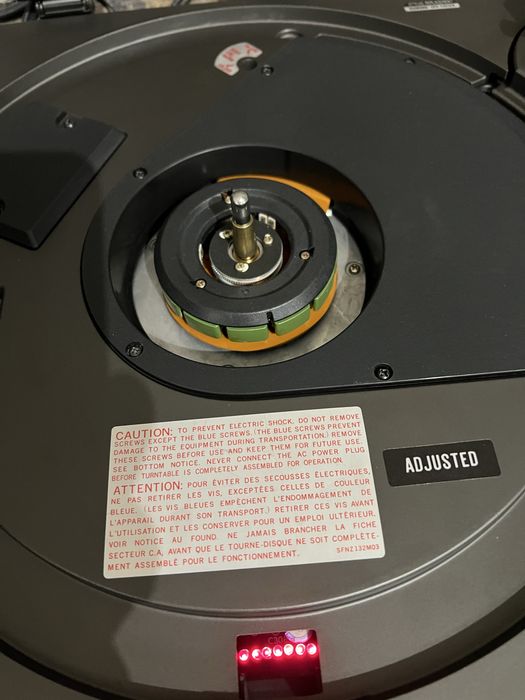 Gramofon Technics SL 1410 MK2