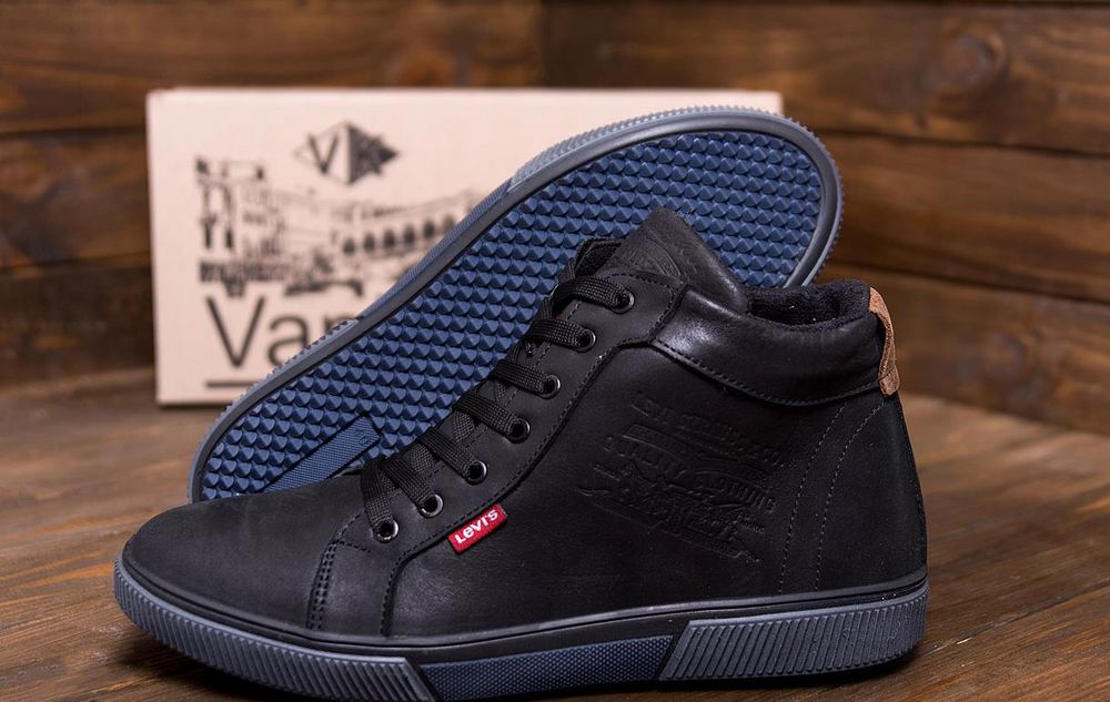ТОП. Мужские зимние ботинки Levis Classic из натуральной кожи черные