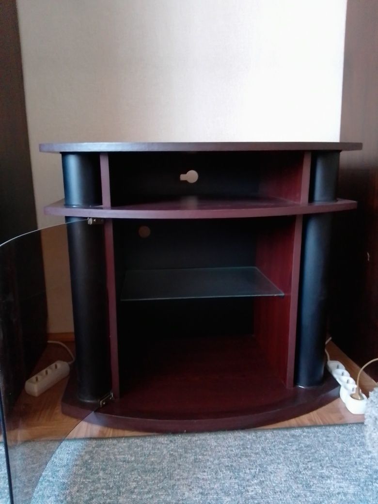 Szafka pod telewizor