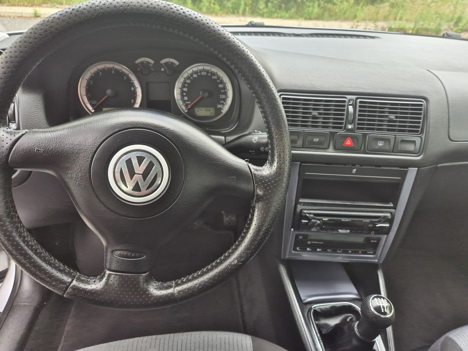 VW Golf IV 2003r. 1.6 Benzyna fsi Klimatronik Alus Książka Bezwypadek