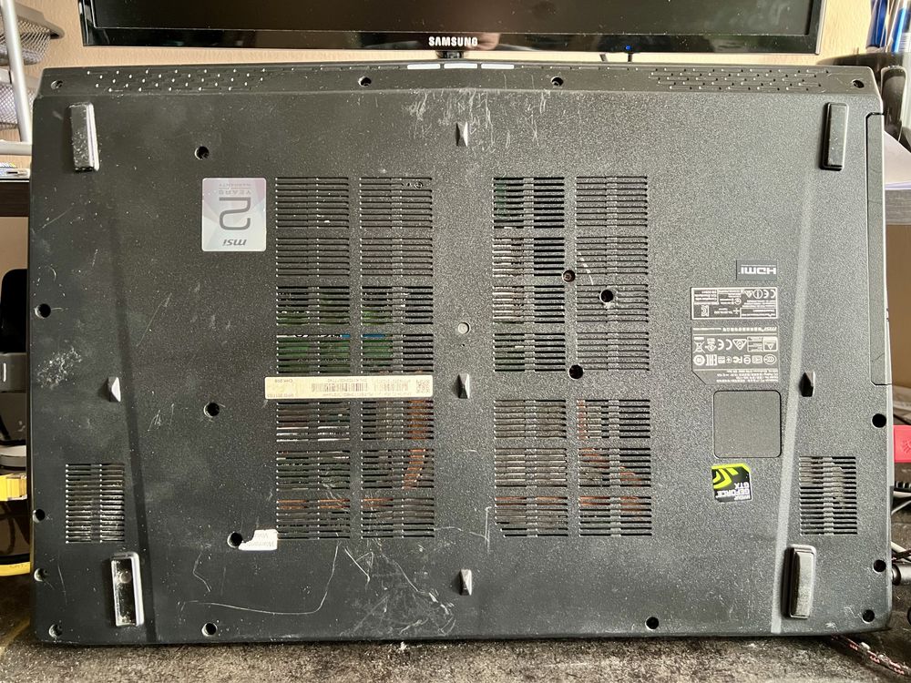 Laptop MSI Leopard Pro GP72 7QF Intel i7-7700HQ 24GB RAM SSD M2 512