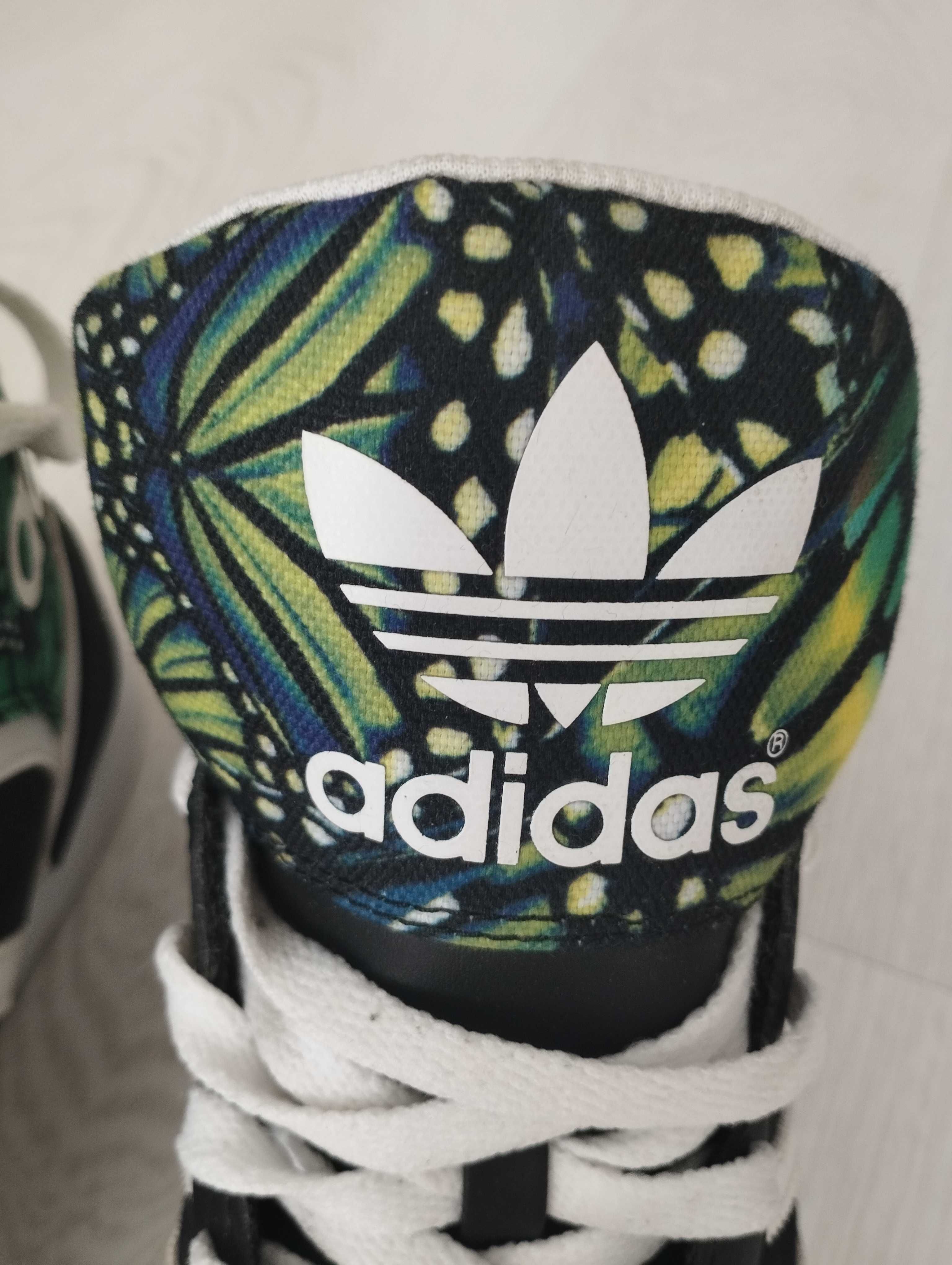 Adidas czarne sneakersy z zielonym printem r. 37 1/3
