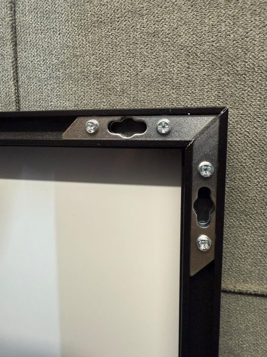 Lustro stojace w ramię czarnej