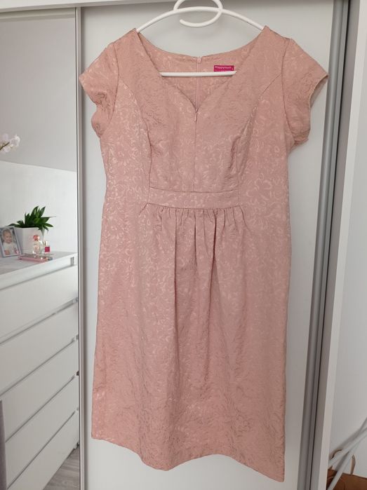 Elegancka sukienka ciążowa. Happymum