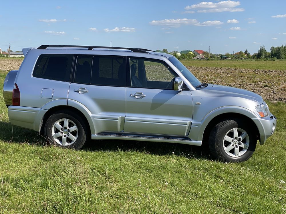 Продам Pajero WAGON III 2004 AT 3.5 GDI