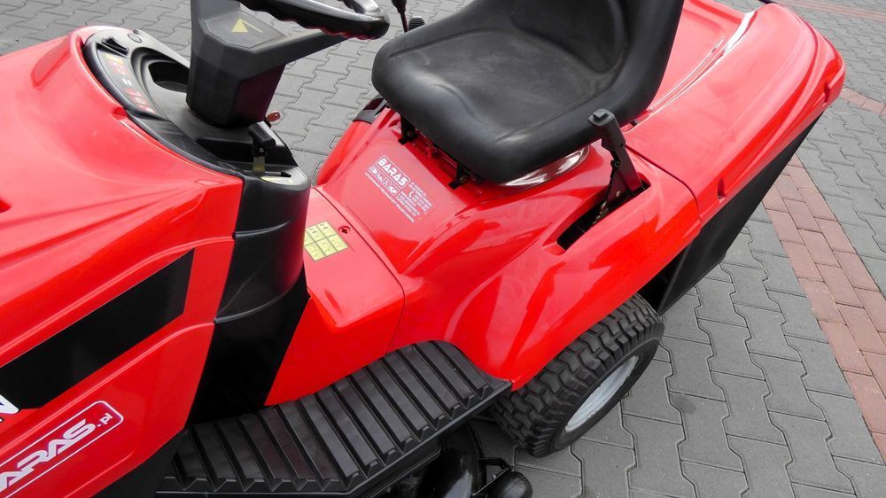 Traktorek kosiarka Castelgarden Briggs&Stratton (070401.5) - Baras