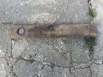 Stara poziomica drewniana