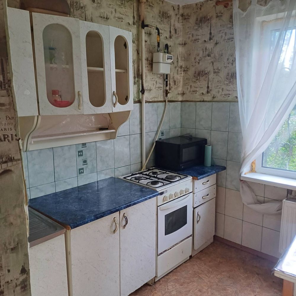 Здається 2 кімнатна квартира на Генерала Момота(р-н Луначарського)