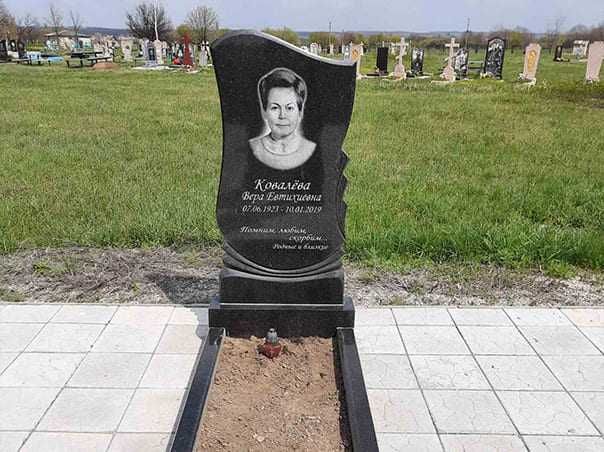 Пам"ятники від 9500грн . Доставка. Монтаж. Гарантія