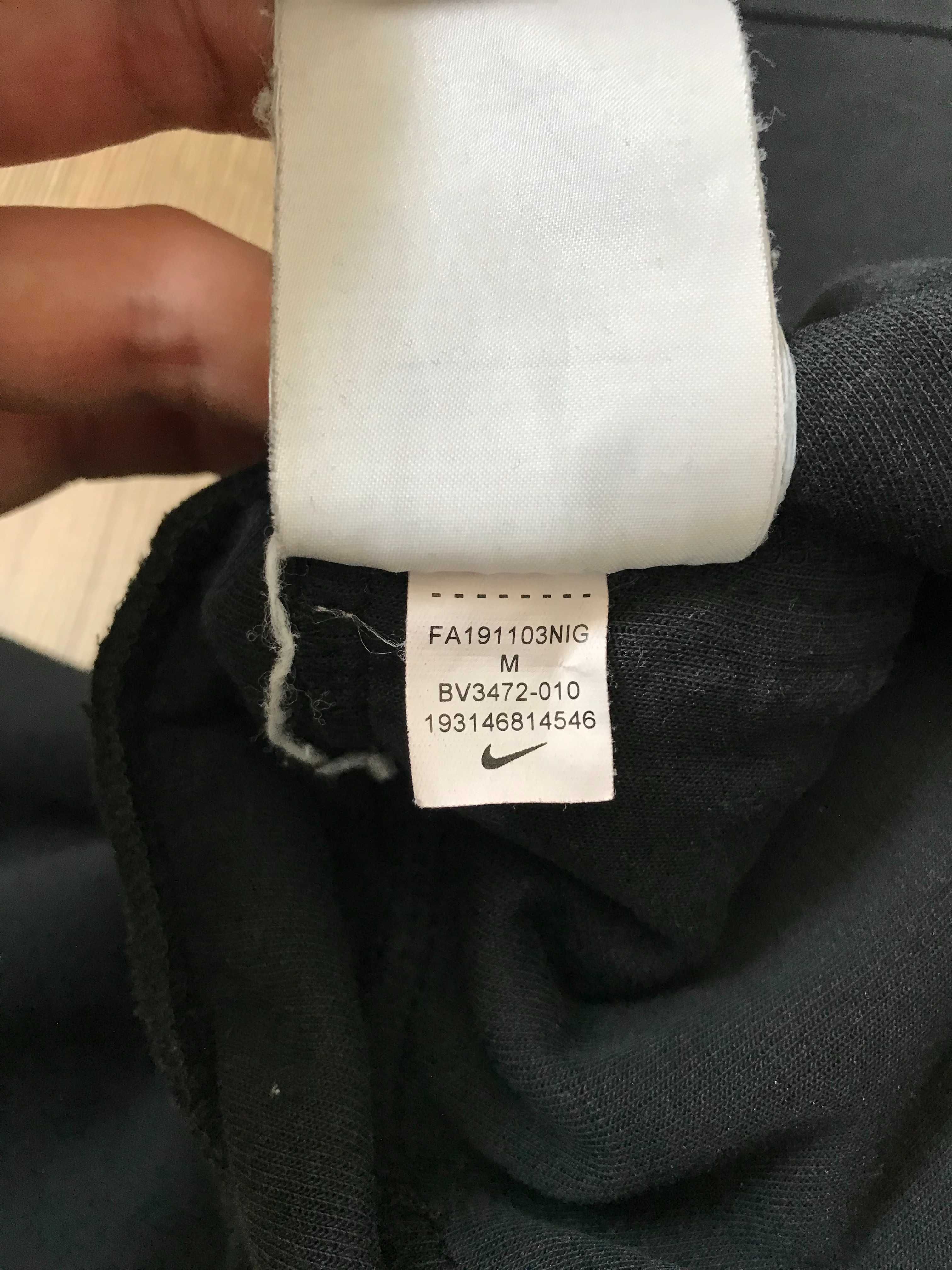 Spodnie dresowe Nike Tech-Fleece rozm. M ( nowa kolekcja)