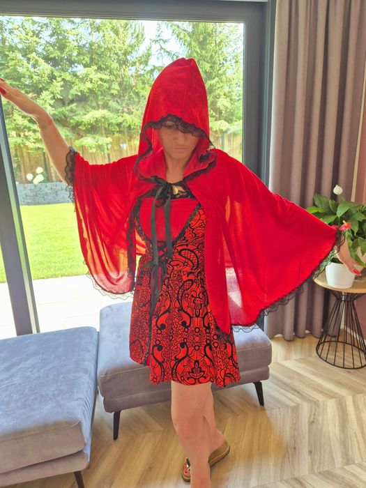 Strój,przebranie Czerwony Kapturek