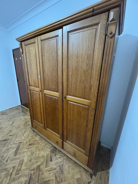 Quarto para arrendar em moradia Azambuja